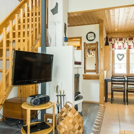 Lauri 4 Pieni By Interhome